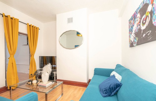 Glyndon House | Xtra Large 4BR House, Nrtrain, Excel, London City