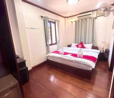 Luang Prabang Hotel | Xuan Keo place house 2