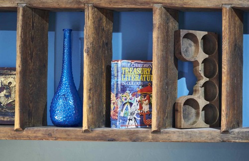 Saint Clears House | Y Bwthyn, Bohemian bolthole with log burner