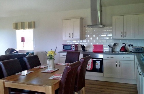Moelfre Cottage | Y Bwthyn Holiday Cottage near LLigwy Beach