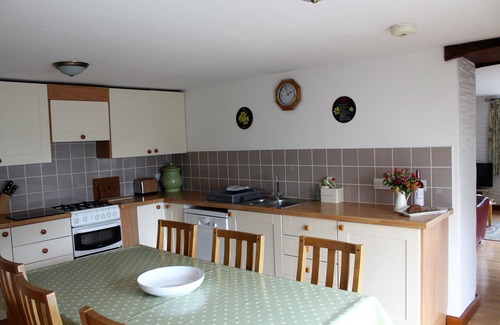 Whitland Cottage | Y-Cartws Offers the Ideal Base whilst you spend your time Exploring West Wales.