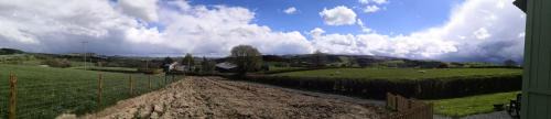 Caersws Ski Chalet | Y Cwtch
