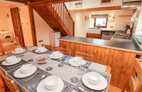 Haverfordwest Cottage | Y FELIN, pet friendly, character holiday cottage in Letterston