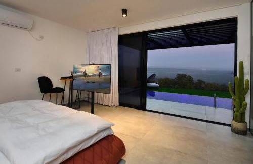 Mishmar HaYarden Villa | Y HOUSE SUITES