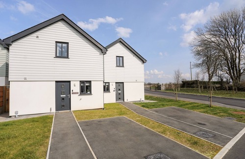 Brynteg Cottage | Y TY PREN, with a garden in Benllech