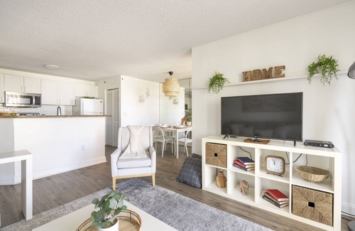 Aventura Condo | Yacht Club at Aventura. Amazing Water View, Newly renovated