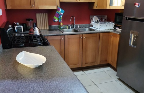 Spanish Town House | Yahweh's housenSpacious Town house gated community. Near gas station supermarket