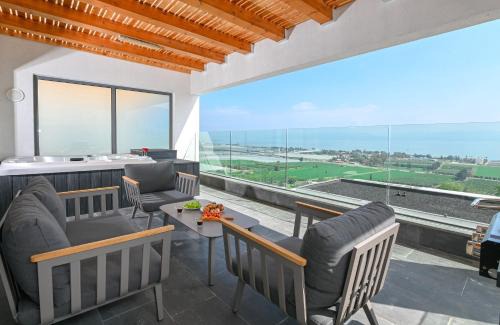 Migdal Apartment | YalaRent C Kinneret Hotel apartments Migdal