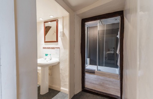 Taunton Bed & Breakfast | Yallands Farmhouse