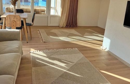 Ciftlikkoy Apartment | Yalova Sea Breeze Loft - Direct Beach view + Historical Church