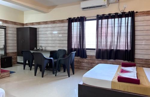Kollur Hotel | Yamuna Vihaar Tourist Home