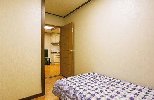 Danwol House | Yangpyeong Jajangnamu Sup Pension