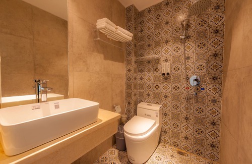 Ten Mile Gallery Hotel | Yangshuo 9 Time Hotel