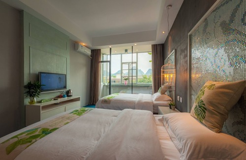 Ten Mile Gallery Hotel | Yangshuo 9 Time Hotel