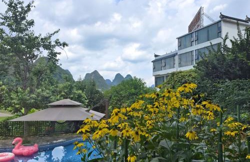 Yangshuo House | Yangshuo Floral Whisper Valley