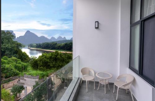 Liu Sanjie Scenic Area Hotel | Yangshuo Pleasure River View Resort Hotel