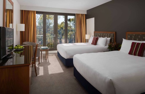 Chirnside Park Hotel | Yarra Valley Lodge