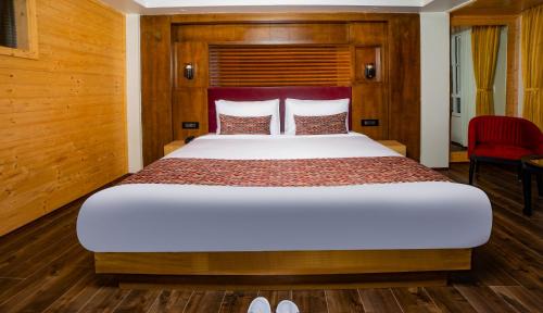 Soshing Hotel | Yashshree Lachen