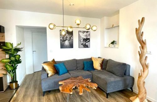 Muehldorf am Inn Apartment | YAY - 58m2 Apartment am Bahnhof - Smart TV - Internet - Kaffee - Waschmaschine - Trockner