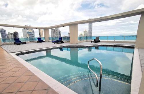 Marbella Apartment | Yc 701-B l Habitacion en av Balboa