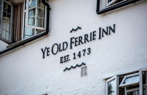 Symonds Yat Hotel | Ye Old Ferrie Inn
