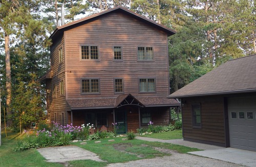 Hackensack House | Year Around Beautiful Lake Home on Birch Lake 3 hours from Minneapolis.