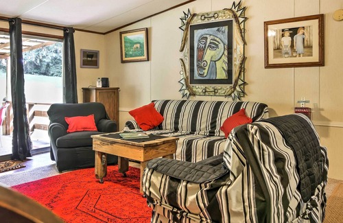 Robbinsville House | Yellow Creek Valley Retreat w/ Mountain Views!
