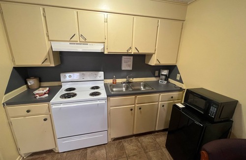 Murfreesboro Hotel | Yellow Diamond Inn