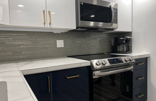 Yellowknife House | Yellowknife Downtown Retreat