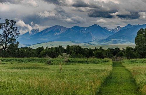 Livingston House | Yellowstone Crest Lodge