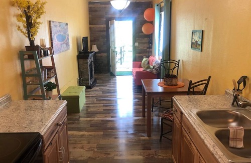 Palisades House | Yellowstone Tiny house- Valley Village