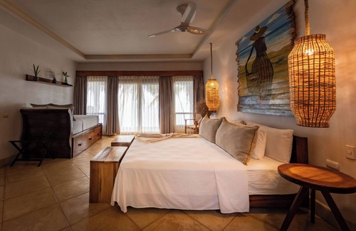 Little Corn Island Hotel | Yemaya Reefs, a Small Luxury Hotel