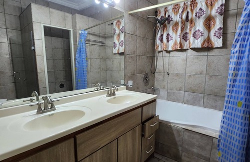 Teshie Bed & Breakfast | Yenas nest