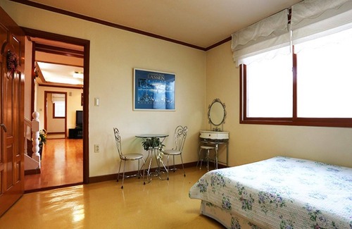 Yeoju House | Yeoju White House Pension