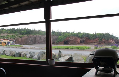 Bay View Cabin | Yeomans By The Caves - Bunky On The Beach
