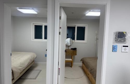 Yeongdeungpo-gu Villa | Yeongdeungpo stay for 3pax