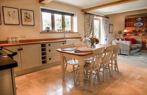 Shepton Mallet House | Yew Tree Cottage