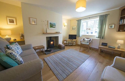 Coniston House | Yewdale Cottage Coniston