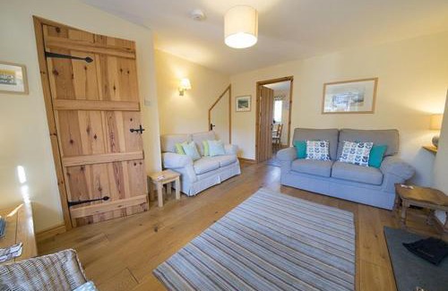 Coniston House | Yewdale Cottage Coniston