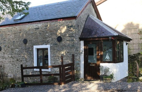 Kilmun Cottage | Yewtree Cottage -The Art House