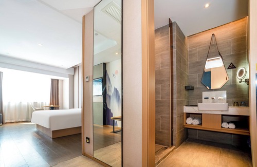 Donghu Qu Hotel | YIBO INTERNATIONAL HOTEL