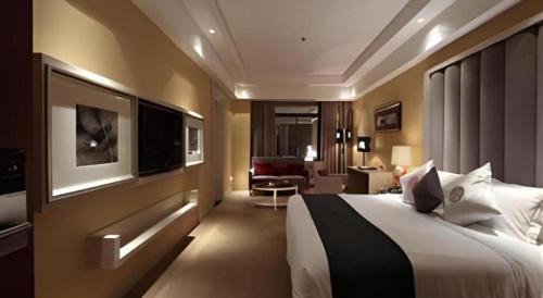 Shiqi District Hotel | Yihe Grand Hotel