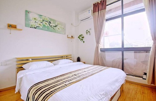 Zhouzhuang House | Yinjiangnan Xishui Zhijian Themed Inn