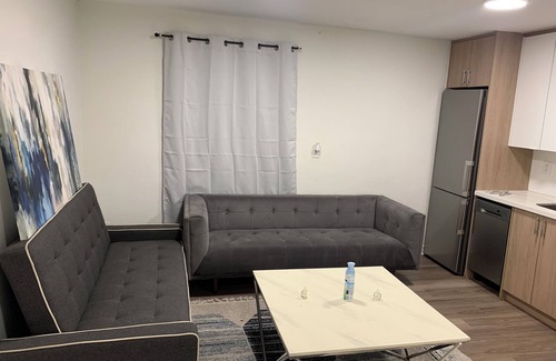 Thornhill Apartment | Yorkdale-Glen Sweet Apartment Suites
