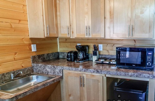 Harden Flat RV Rental | Yosemite Lakes RV Resort