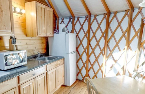 Harden Flat RV Rental | Yosemite Lakes RV Resort