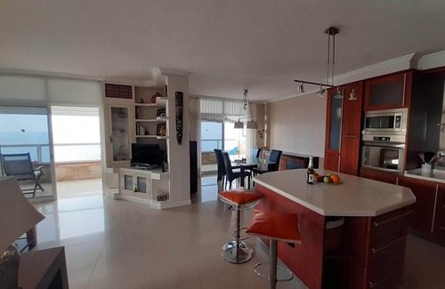 Tabaiba Apartment | You and the Ocean . 2 bedroom apartment with unique sea view in Tabaiba
