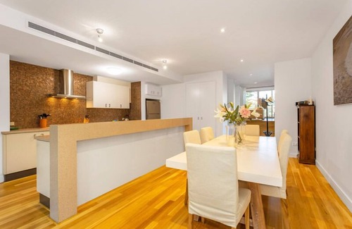 Cottesloe House | You'll be close to the Cottesloe vibrancy and near enough to hear and see the ocean. This light-fill
