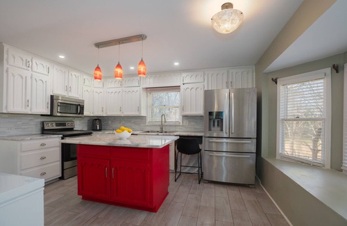 New Castle House | You private luxury Oasis away from home