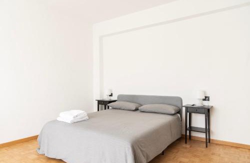 QT8 Apartment | Youhosty- Terragni 31